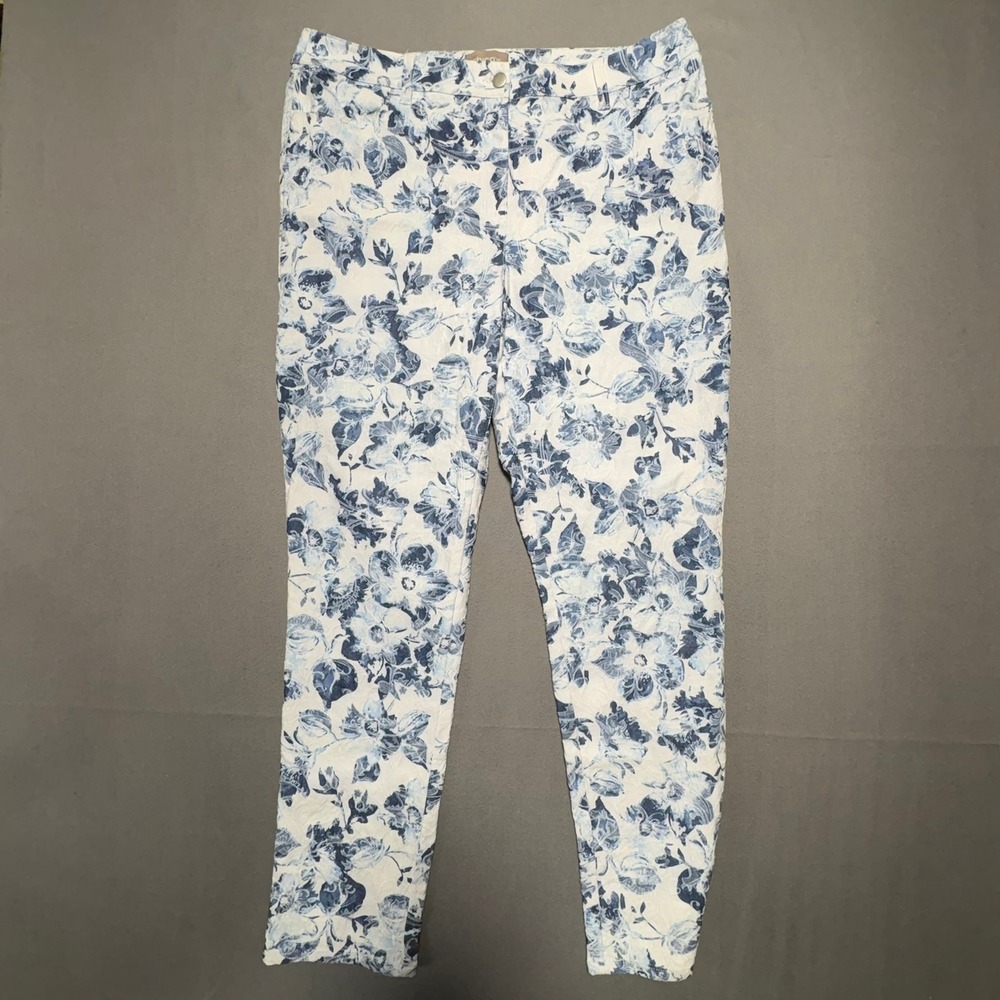 Chicos Blue White Floral Jacquard Ankle Pants Size 2.5 L Slim Leg Trousers